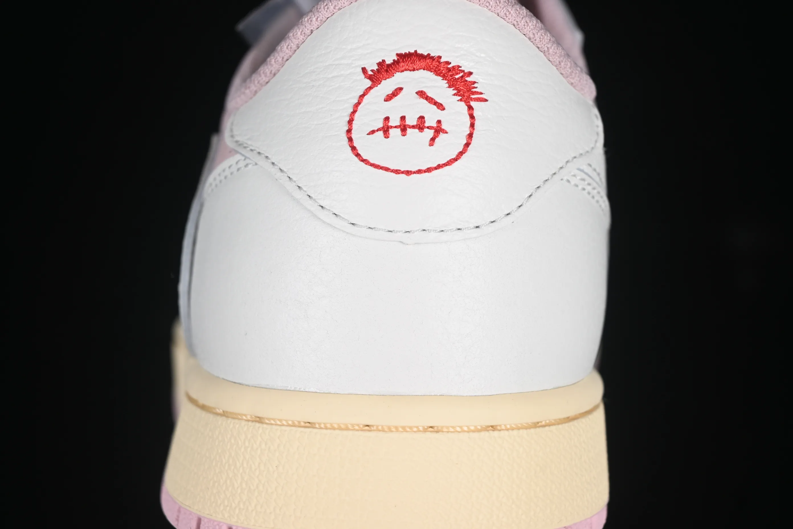 All categories Air Jordan Jordan series basketball shoes Air Jordan 1 Low Travis Scott x Air Jordan 1 Low OG AJ1 Joe 1 undercut low DM7866-600